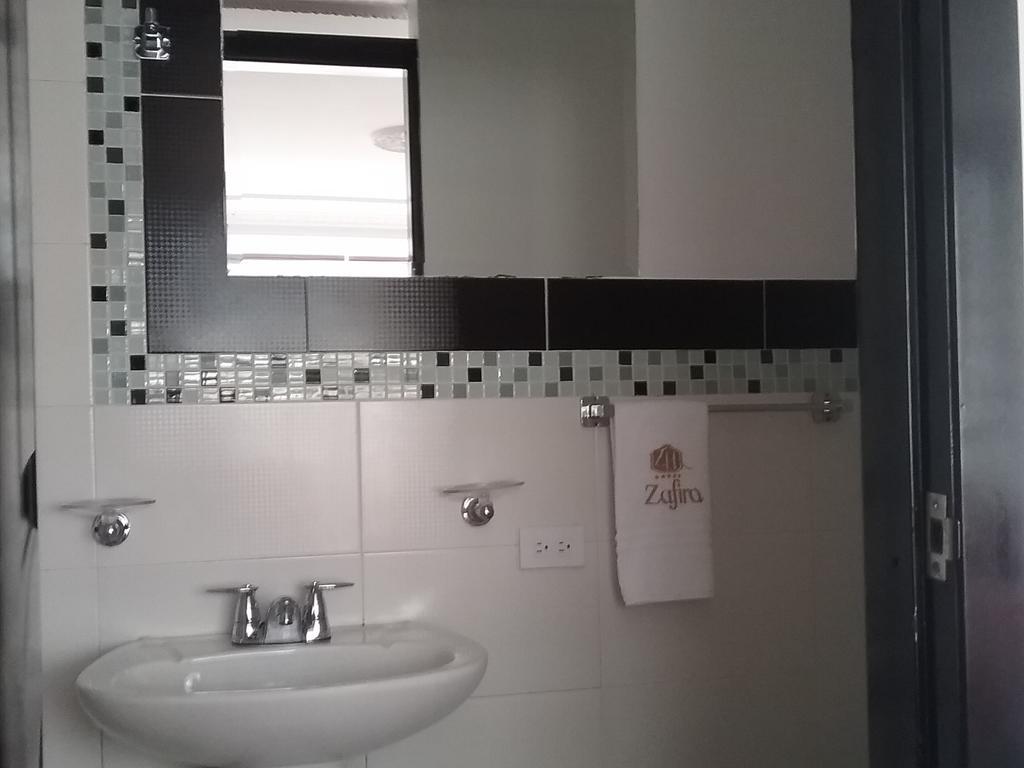 Hotel Zafiro Boutique Bogotá Extérieur photo
